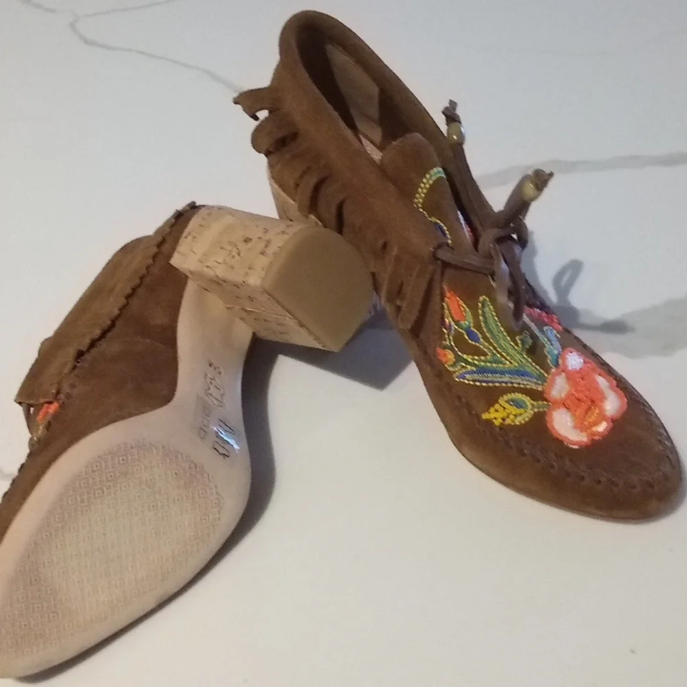 New Fringe Bootie Sz 5 Without Box‎ Bohemian Vibe Colorful - Picture 7 of 15